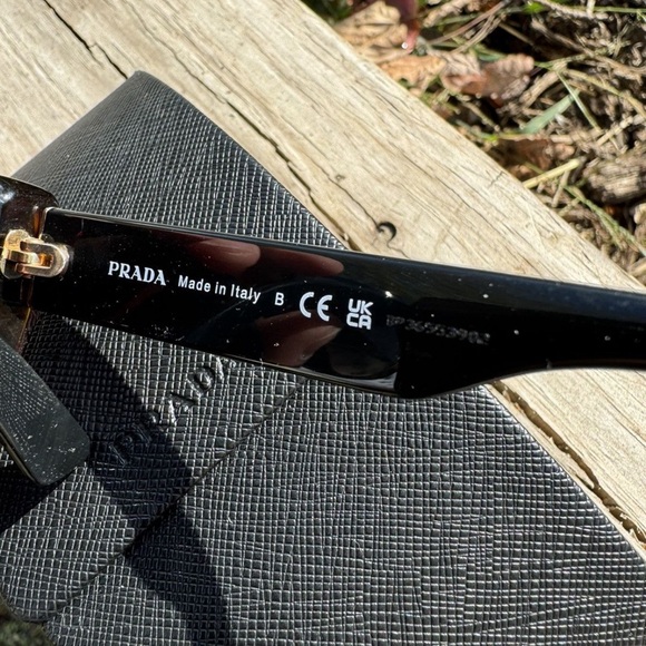 Prada Women’s Sunglasses - Picture 7 of 12